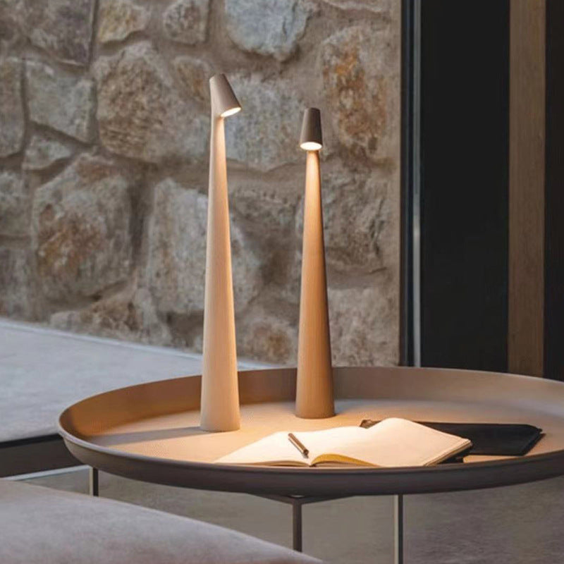 Lynt LED Table Lamp - Minimalist Sculptural Design
