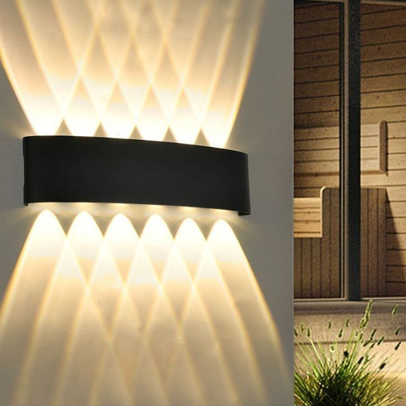 Luxa Minimalist Outdoor Wall Light | Rectangular Weather Proof Design