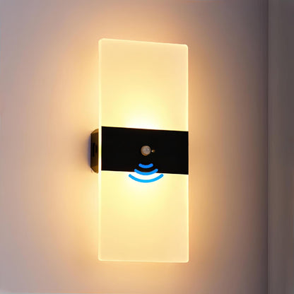 RAVE Rechargeable Motion Sensor Wall Lamp | Wireless Rechargeable LED Night Light