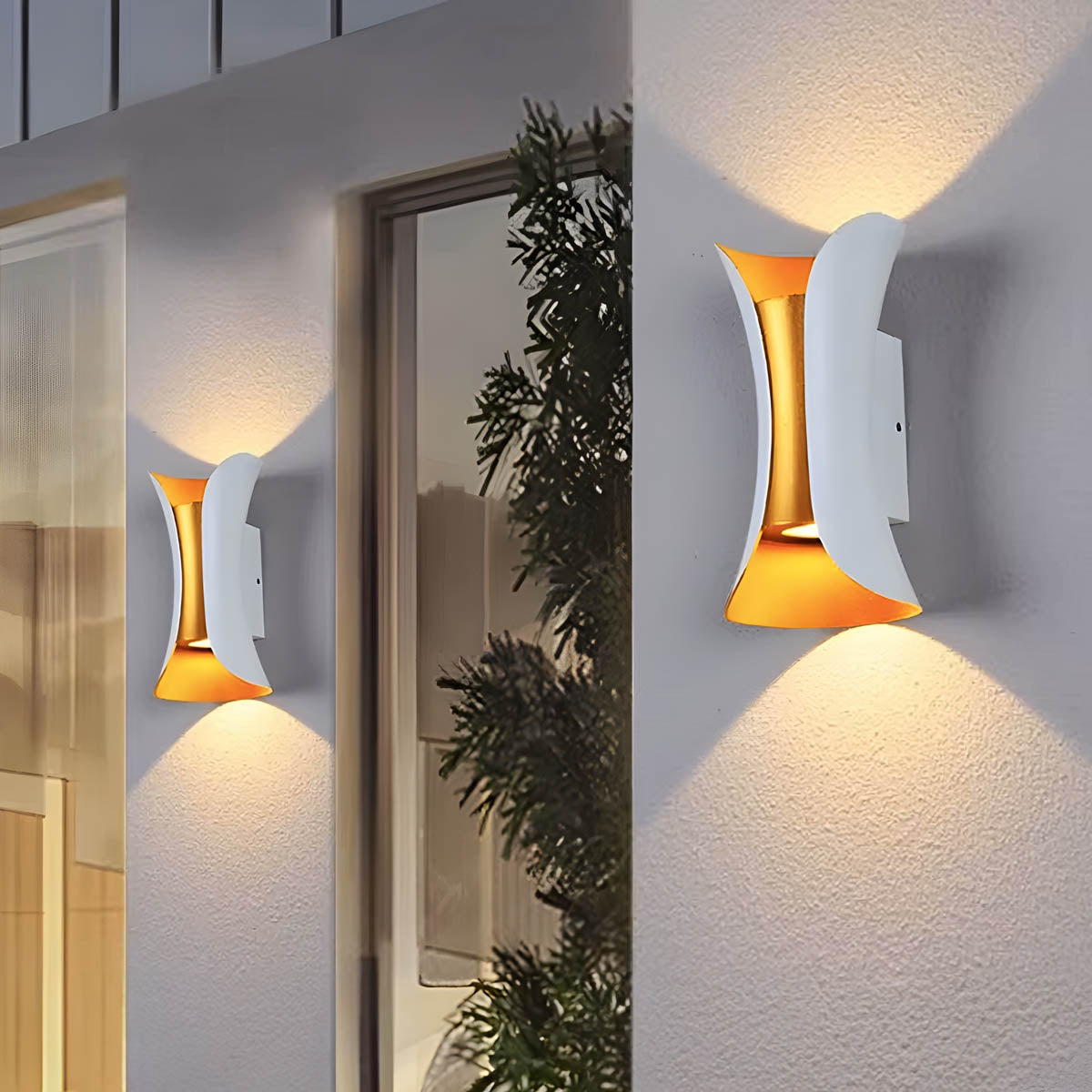 VERO - Waterproof Aluminium and Glass Outdoor Wall Sconce - IP65 - Styyler