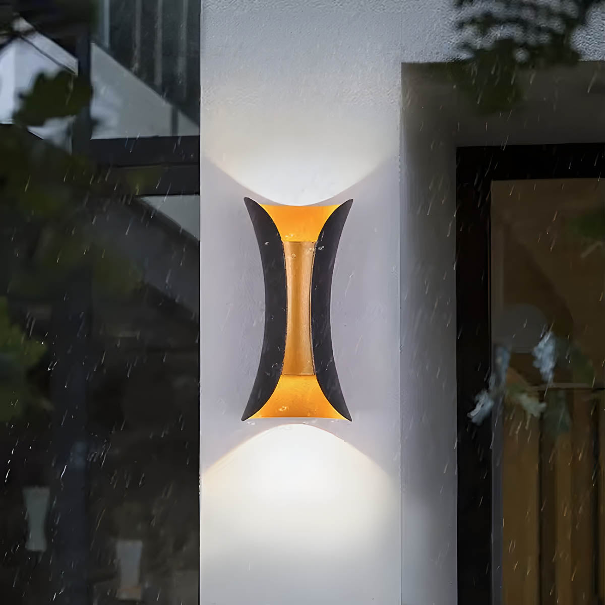 VERO - Waterproof Aluminium and Glass Outdoor Wall Sconce - IP65 - Styyler