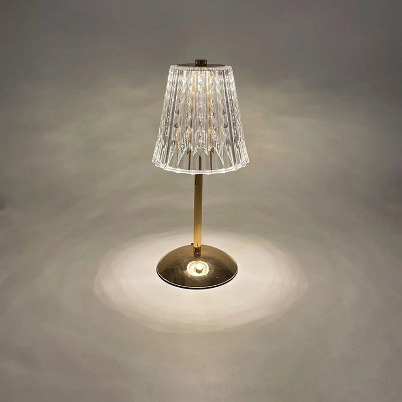 SOFIA Crystal LED Table Lamp - Cordless Rechargeable Ambient Lighting - Styyler