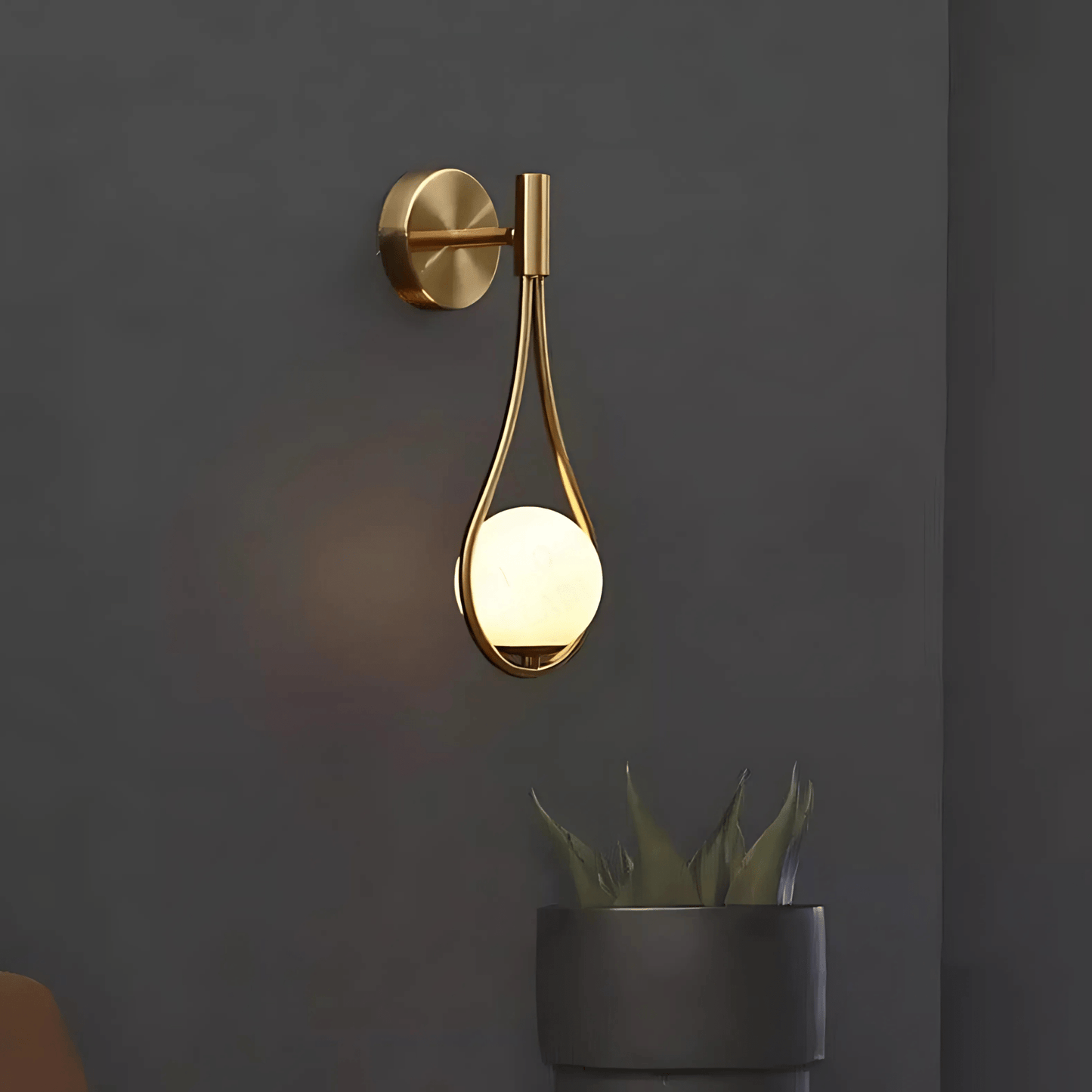 Droplet Wall Light - Modern Teardrop Design Wall Lamp in Gold or Satin Black Finish - Styyler