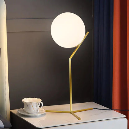 Everett Table Lamp | Elegant Midcentury Modern Table Lighting