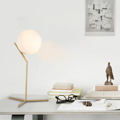 Everett Table Lamp | Elegant Midcentury Modern Table Lighting