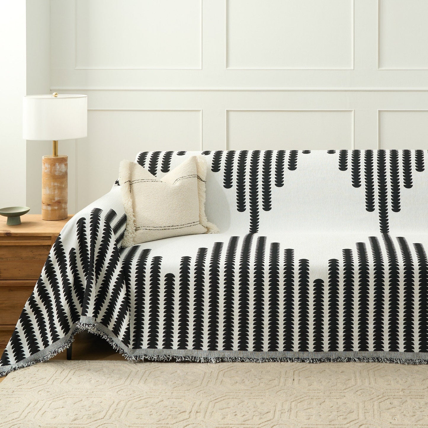Cosy Cabin Sofa Cover | Durable and Machine Washable Throw for Pet-Friendly Homes