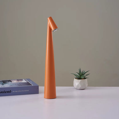 Lynt LED Table Lamp - Minimalist Sculptural Design