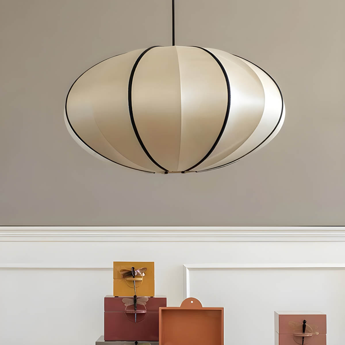AIRI Satin Pendant Light | Japanese Style Fabric Lantern in Cream White - Styyler