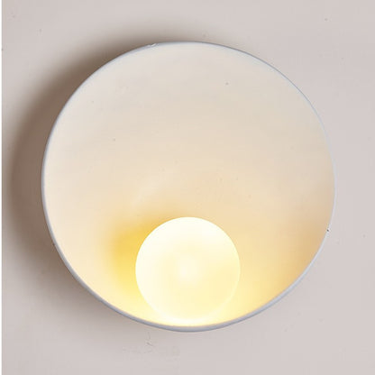 Suki Japandi-Style Resin Wall Light – Minimalist Wall Lamp for Modern Interiors