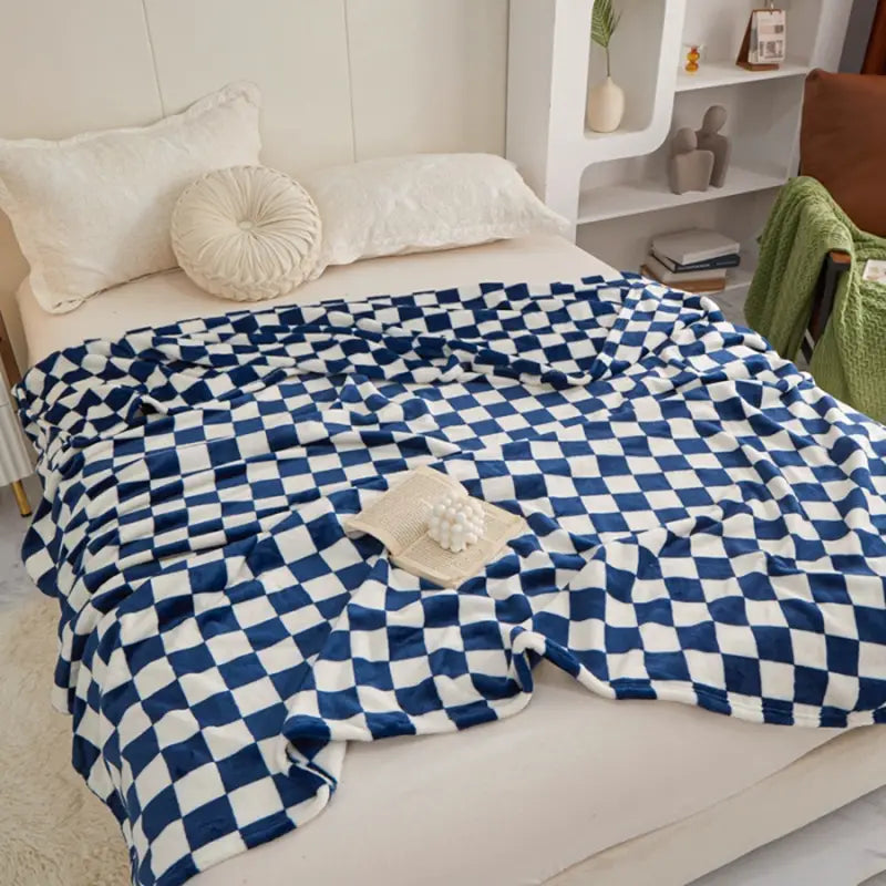 VELO Checkered Flannel Blanket | Soft Lightweight Throw or Nap Blamket