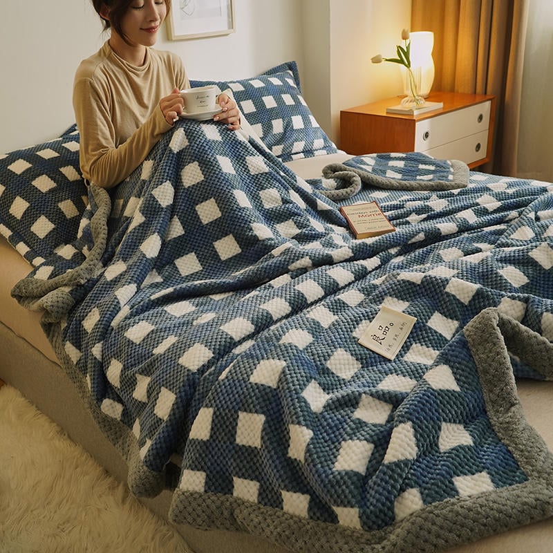 Suki Striped and Checkered Throw Blankets | Cozy Japanese Flannel Comfort for All Seasons - Styyler